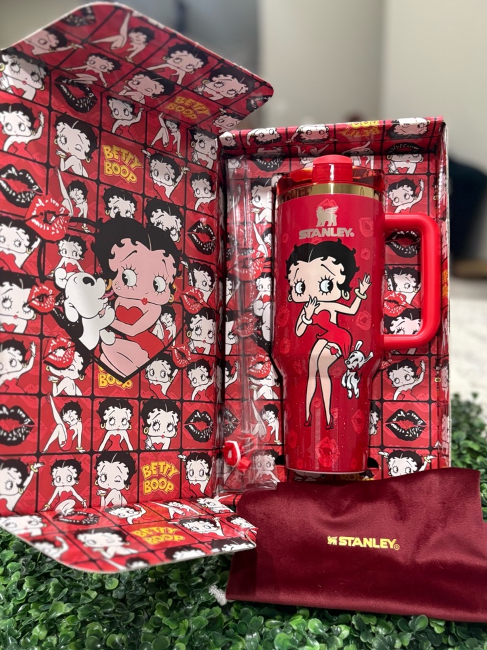 Customized Stanley Red and White Betty Boop Travel Mug with Red Handle